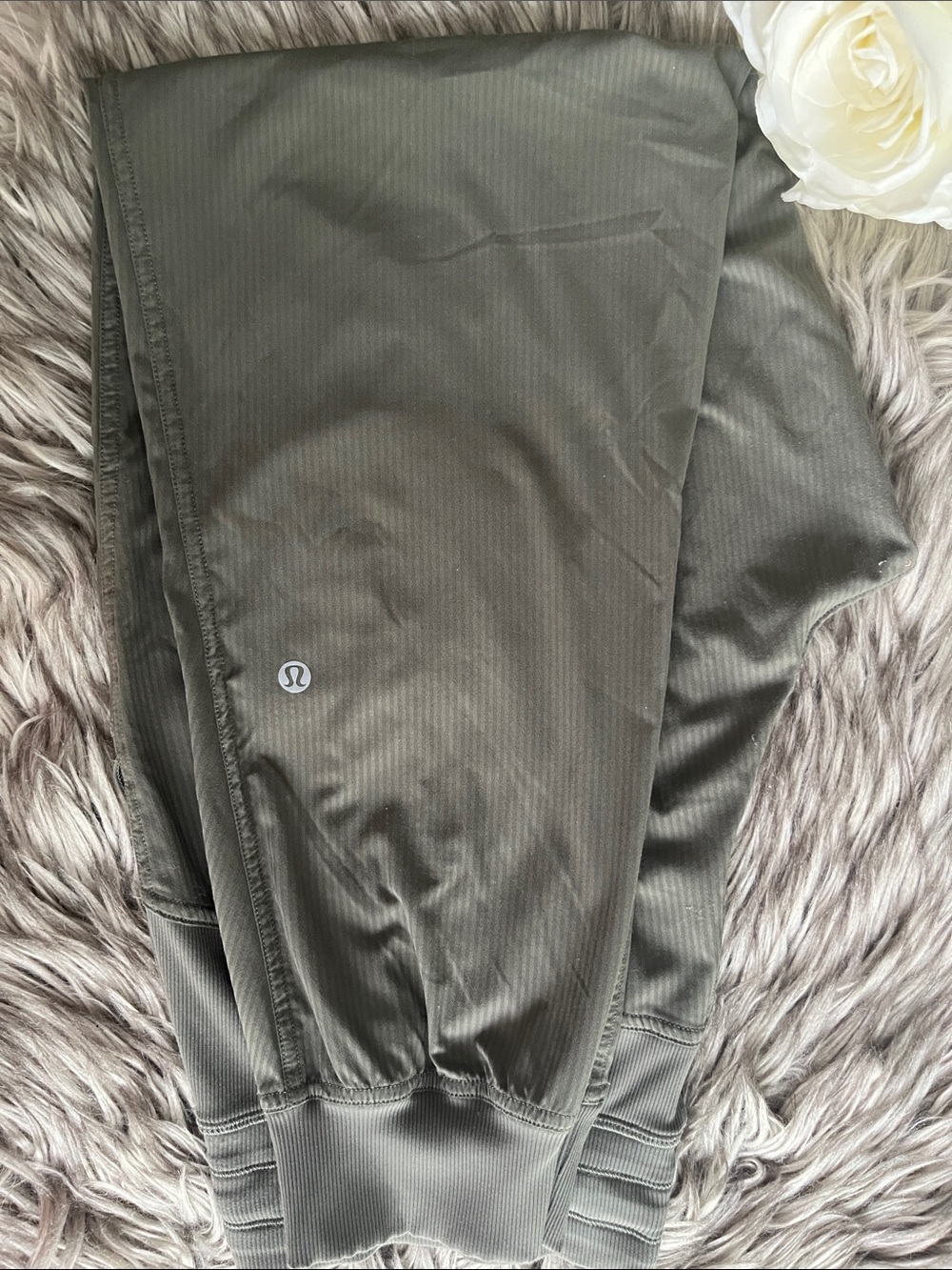 LULULEMON Dance Studio Mid-Rise Jogger